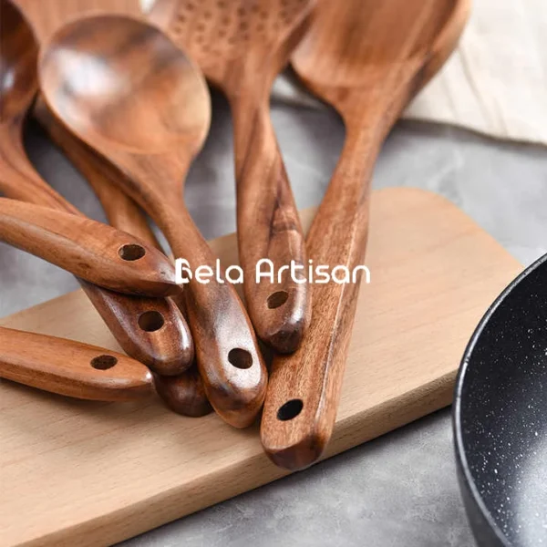 A66264b55669b4065a3aa0dd155f1f0a9a.webp Handcrafted Wooden Kitchen Accessories Wholesale Bulk Supply